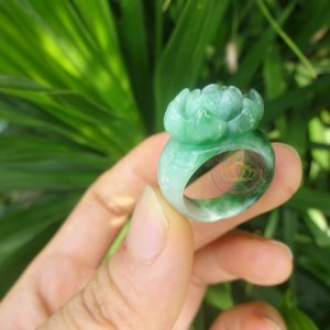 Nhẫn hoa sen ngọc Jadeite A