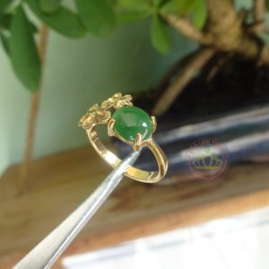 Nhẫn hoa mai ngọc Jadeite A