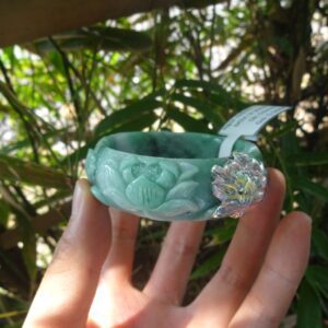 Vòng ngọc Jadeite A bọc hoa sen bạc -Ni52