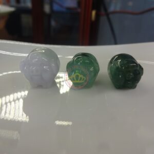 Mặt dây chuyền hình con heo ngọc Jadeite A