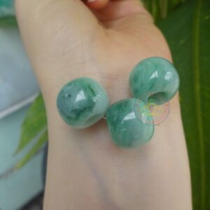 Mặt dây chuyền Lu Thống ngọc Jadeite A