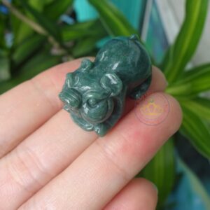 Mặt dây chuyền hình con heo ngọc Jadeite A