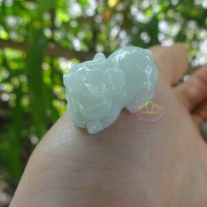 Mặt dây chuyền hình con heo ngọc Jadeite A