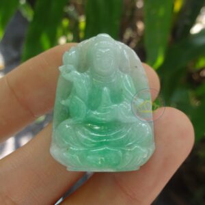Mặt dây chuyền hình Phật Bà Quan Âm ( Ngọc Jadeite A)
