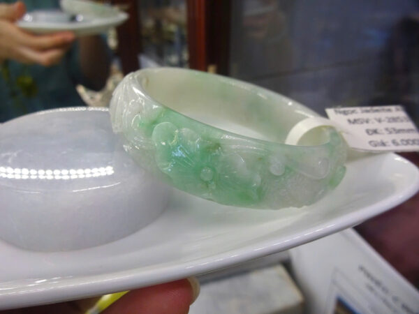 Vòng ngọc Jadeite A – Ni53