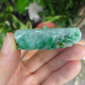 Khánh tay ngọc Jadeite A
